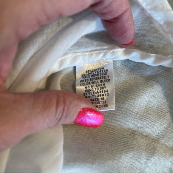 Umgee White Gauze Blouse Crochet & Floral Embroidery Detail M - Picture 11 of 11